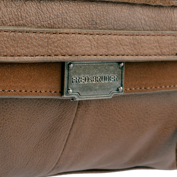 FREDsBRUDER Personal Business in Toffee 8